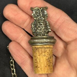 Silver Owl wine bottle stopper with cork vintage